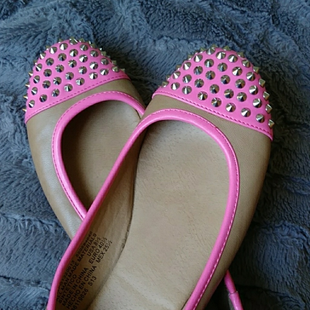 Pink/tan flats